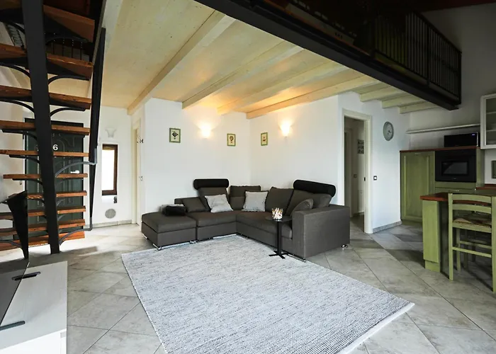 Serenity House * מנאג'יו