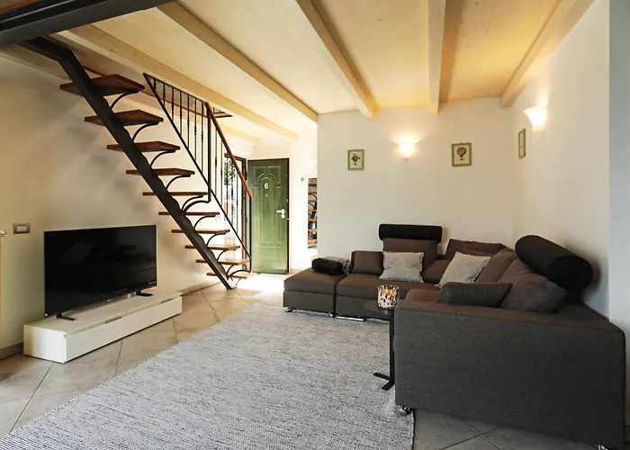 דירה Serenity House מנאג'יו